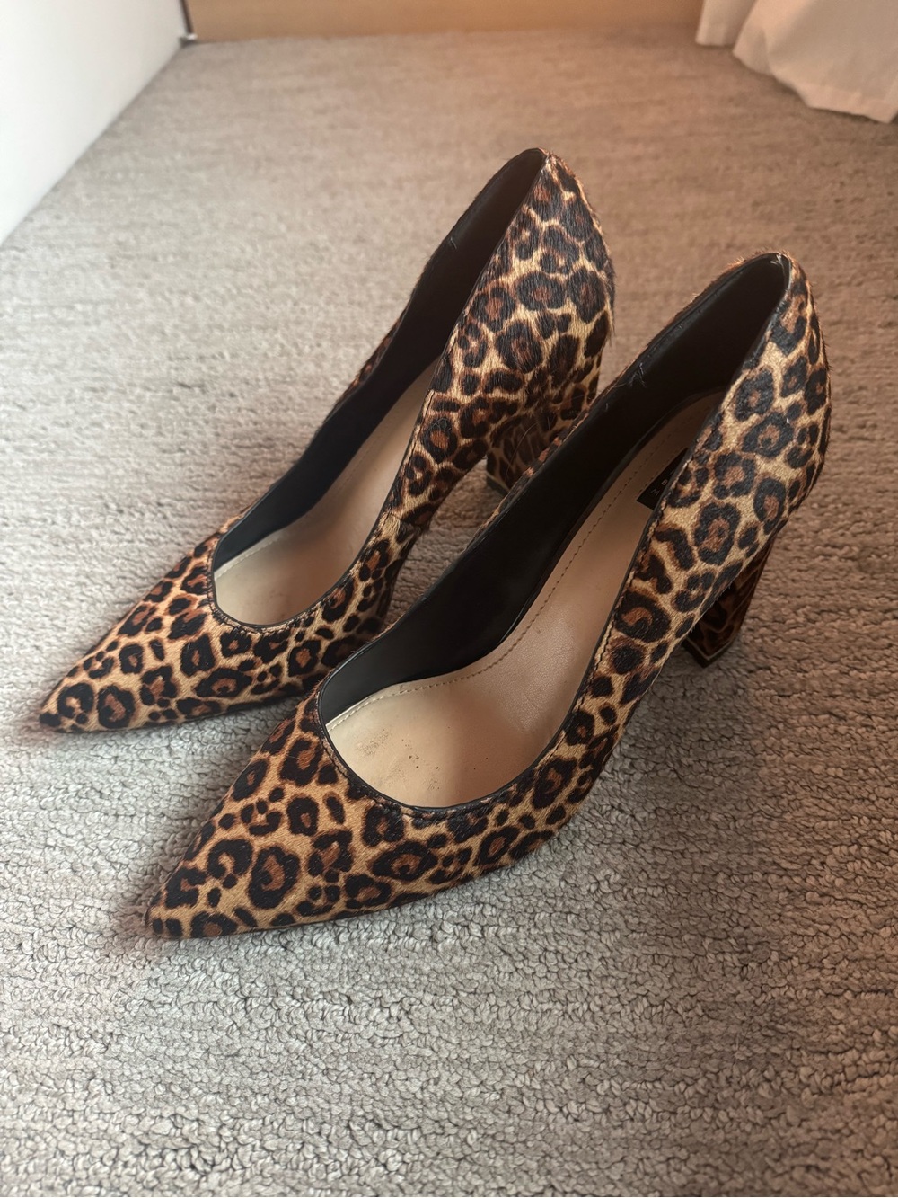 Leopard Print Pointed Toe Heels